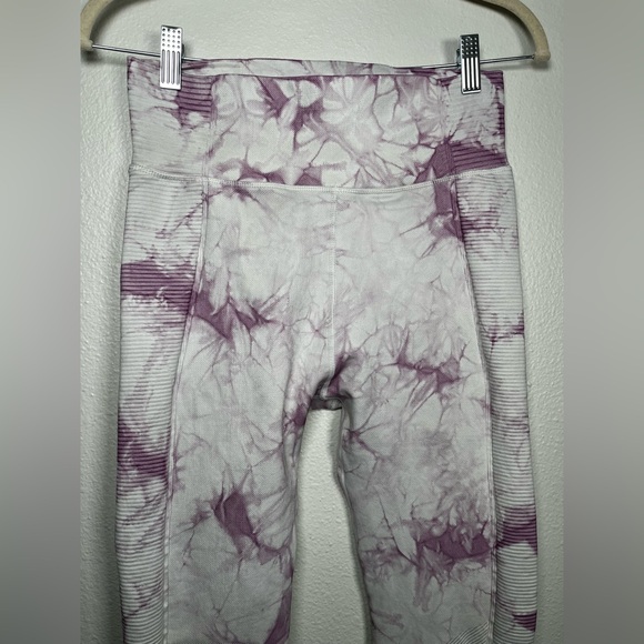 Aerie offline pink/purple 7/8 length tie dye leggings size large - Picture 3 of 11